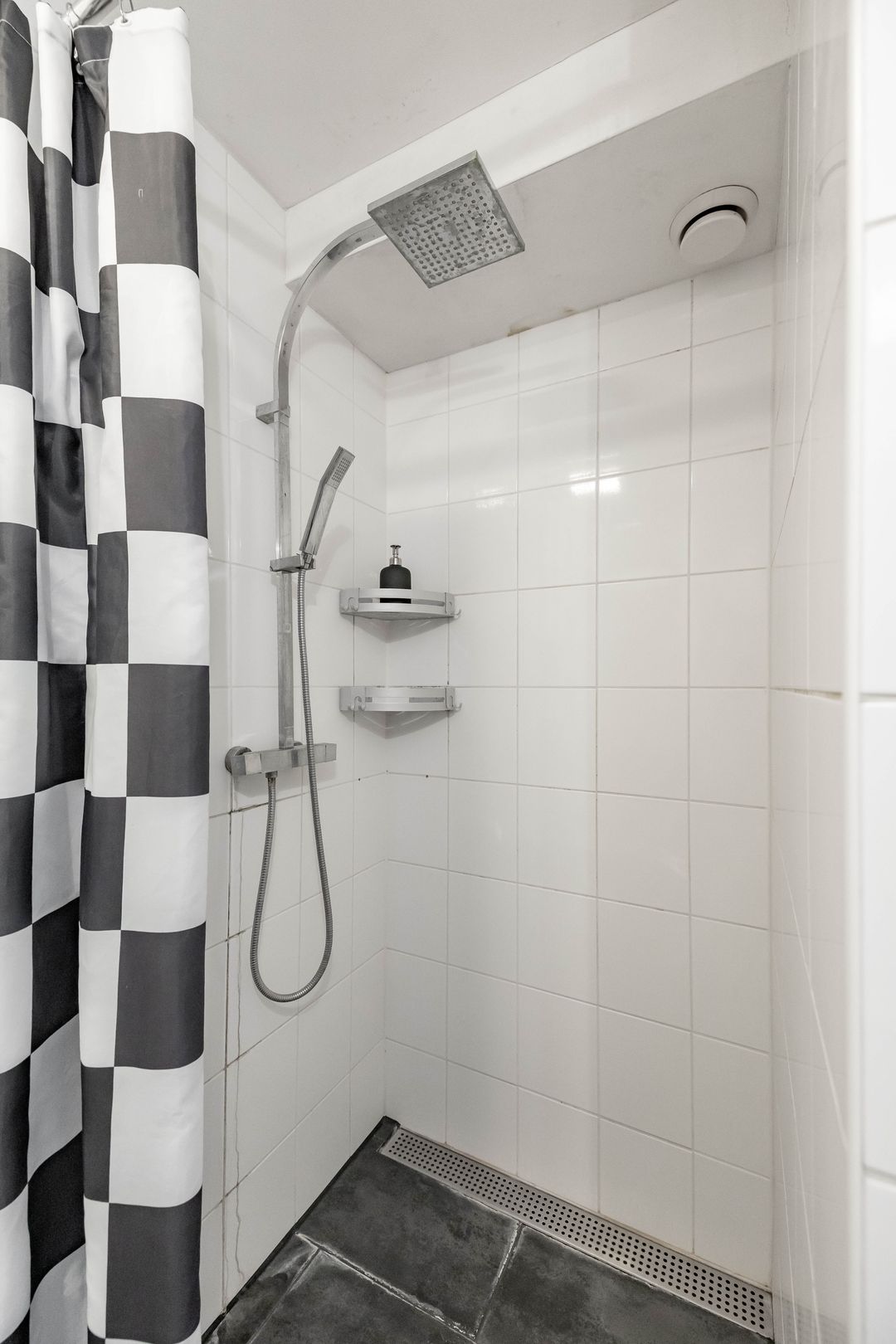 Foto 23 van Robijnstraat 18-B