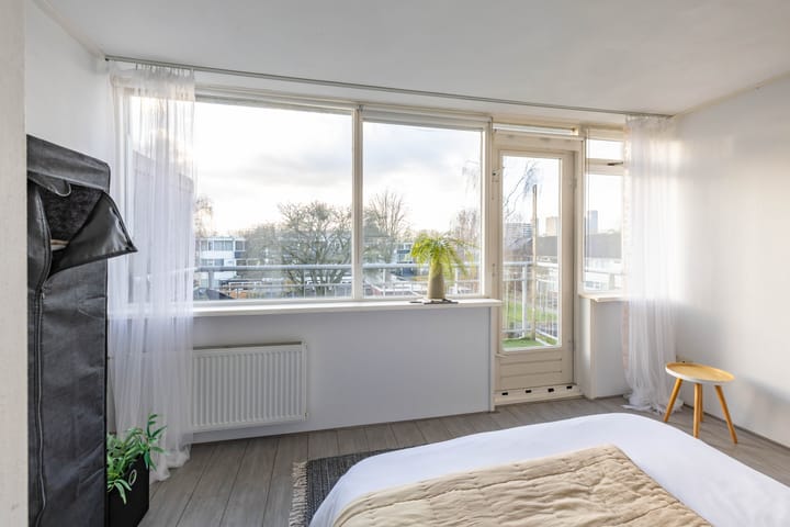 Foto 25 van Robijnstraat 18-B