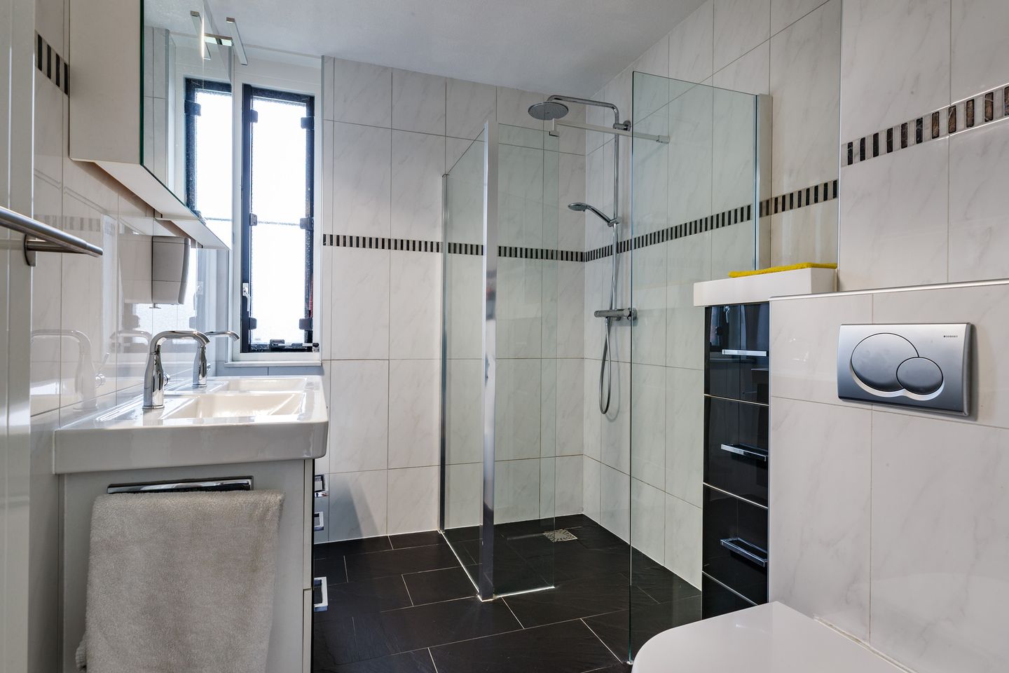 Photo 4 of Van der Vlugtsingel 13