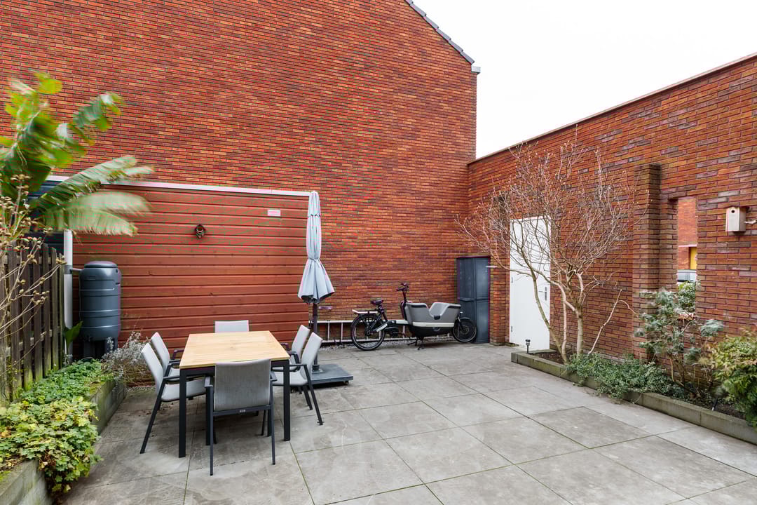 Photo 22 of Van der Vlugtsingel 13