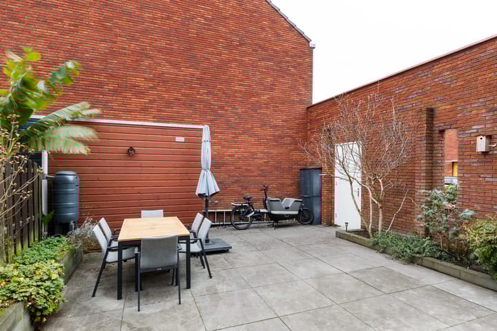 Foto 22 van Van der Vlugtsingel 13