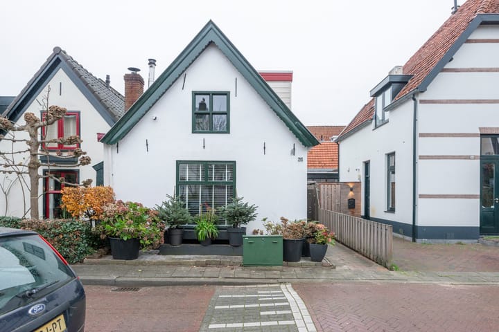 Photo 3 of Molenlaan 26