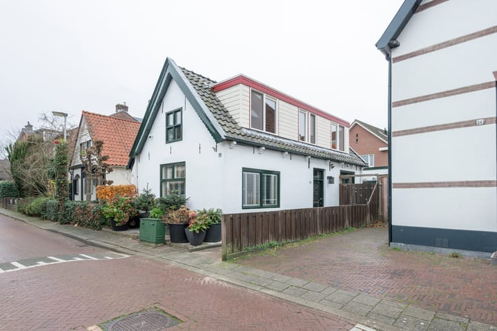 Photo 2 of Molenlaan 26