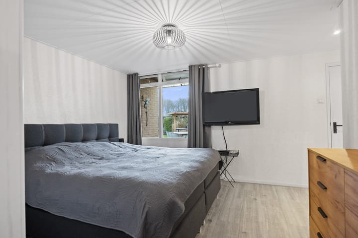 Photo 31 of De Helling 43