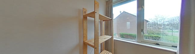 Slaapkamer met kast achterkant