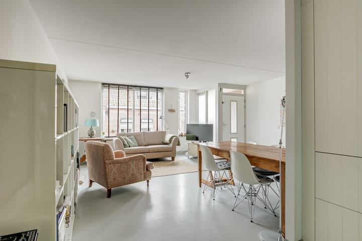 Foto 12 van Breedstraat 14-C