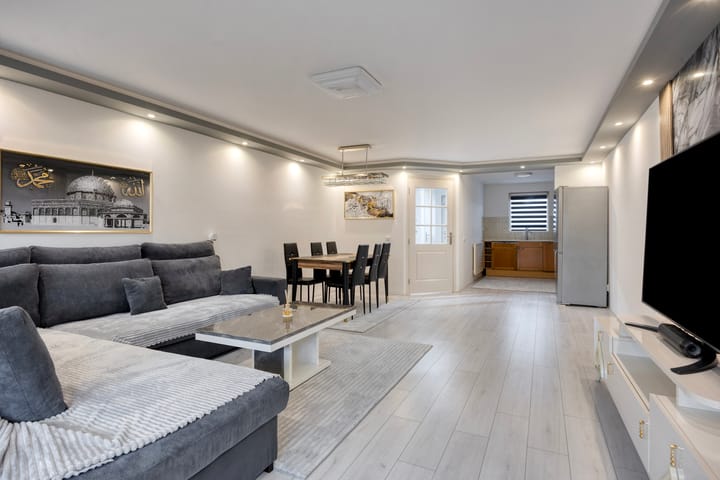 Foto 2 van Aagje Dekentuin 25