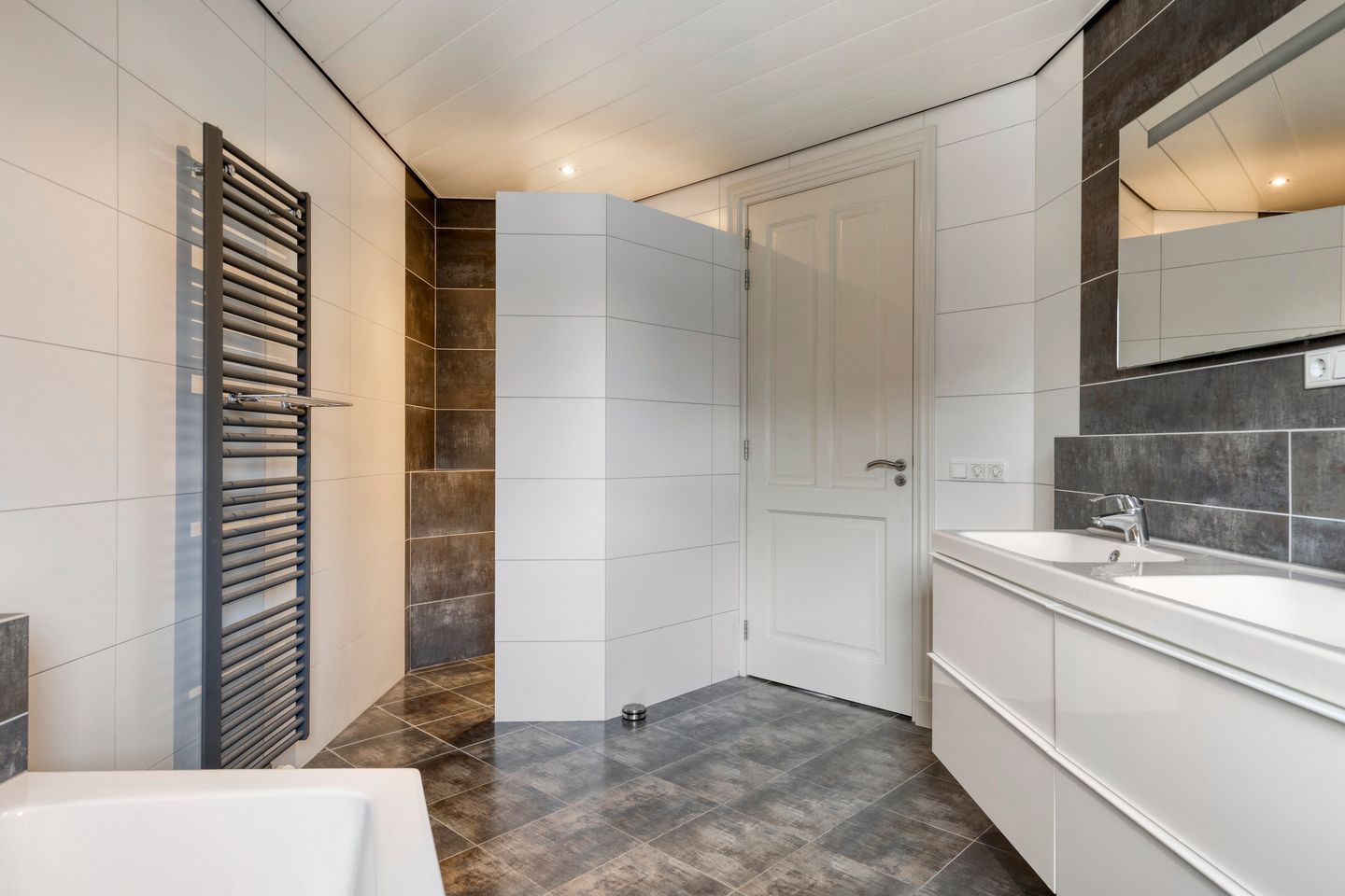 Foto 29 van Heiveld 8