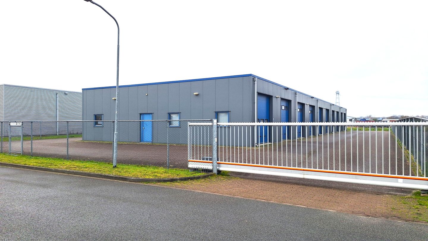 Bekijk foto 4 van Schrijnwerker 2-C