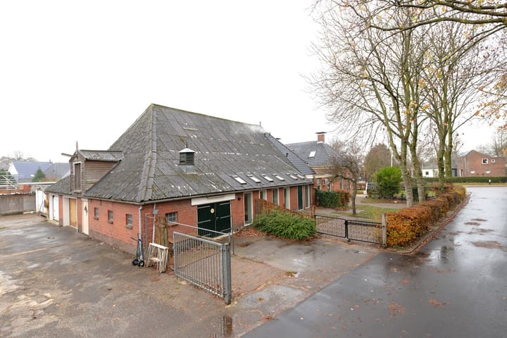 Photo 42 of Heereweg 44