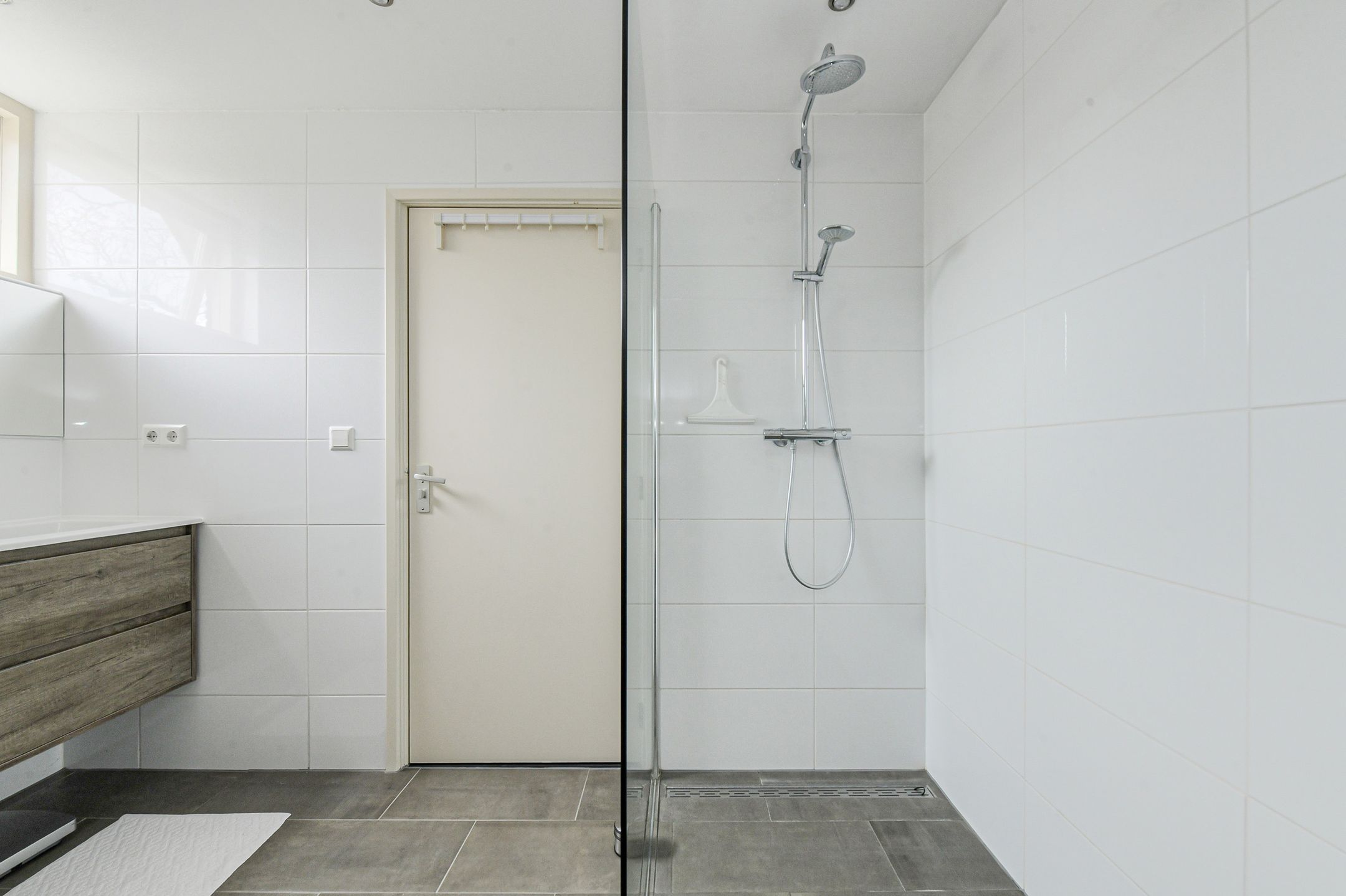 Foto 27 van Leuvenstraat 7