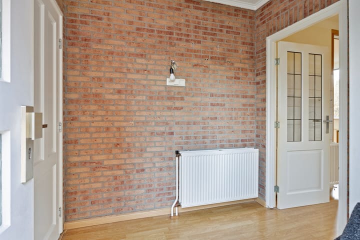 Photo 9 of Burg. Willemsstraat 28