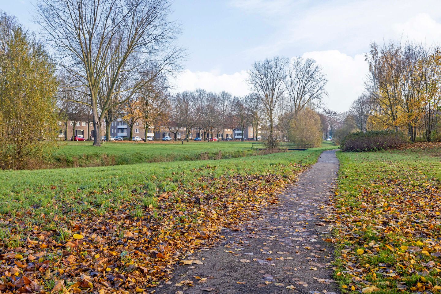 Foto 29 van Burg. Willemsstraat 28