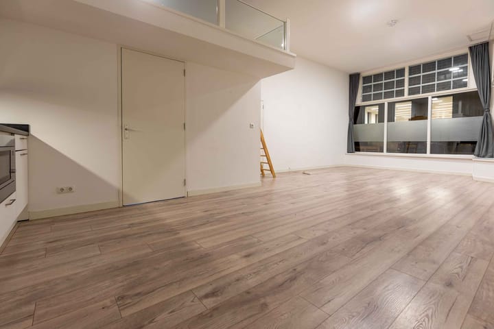 Photo 4 of Stromarkt 25-B