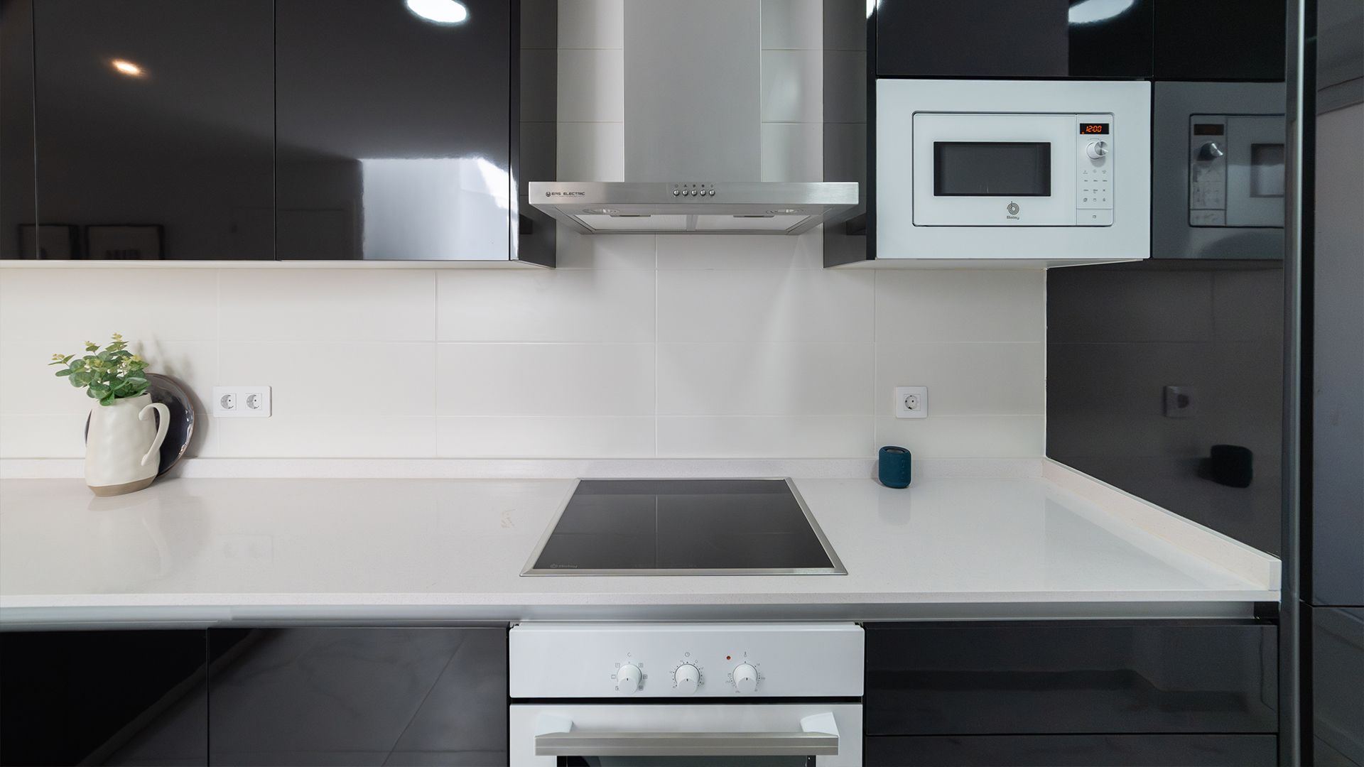 Foto 12 van Avenida ESPAÑA 2