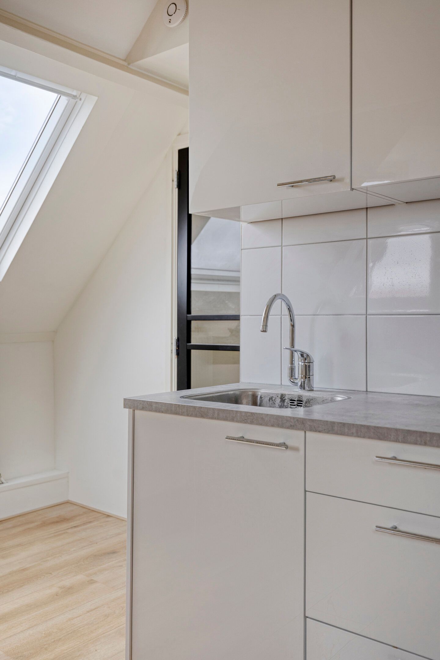 Foto 24 van Van Diemenstraat 182-A