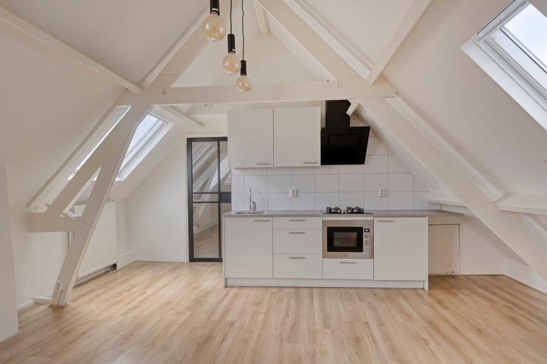 Foto 22 van Van Diemenstraat 182-A