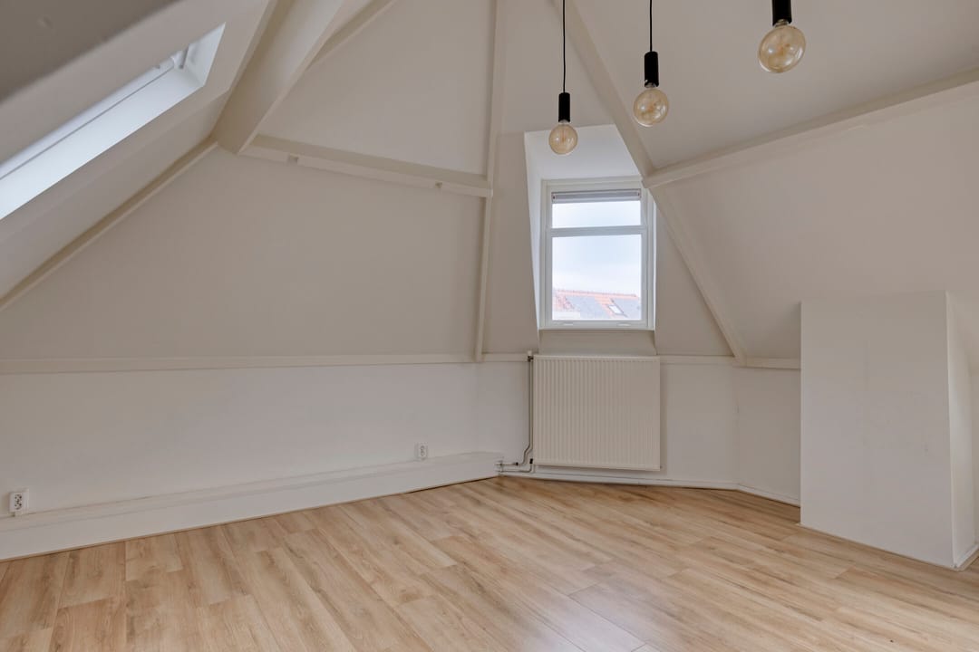 Foto 23 van Van Diemenstraat 182-A