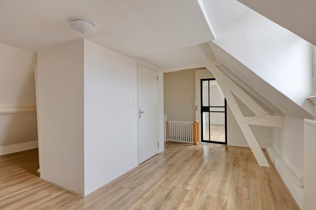 Foto 28 van Van Diemenstraat 182-A