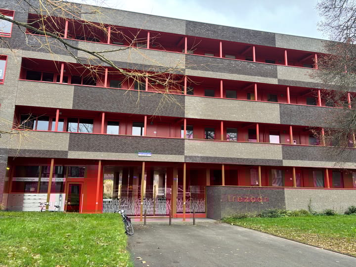 Photo 4 of Ebbingedwinger 24