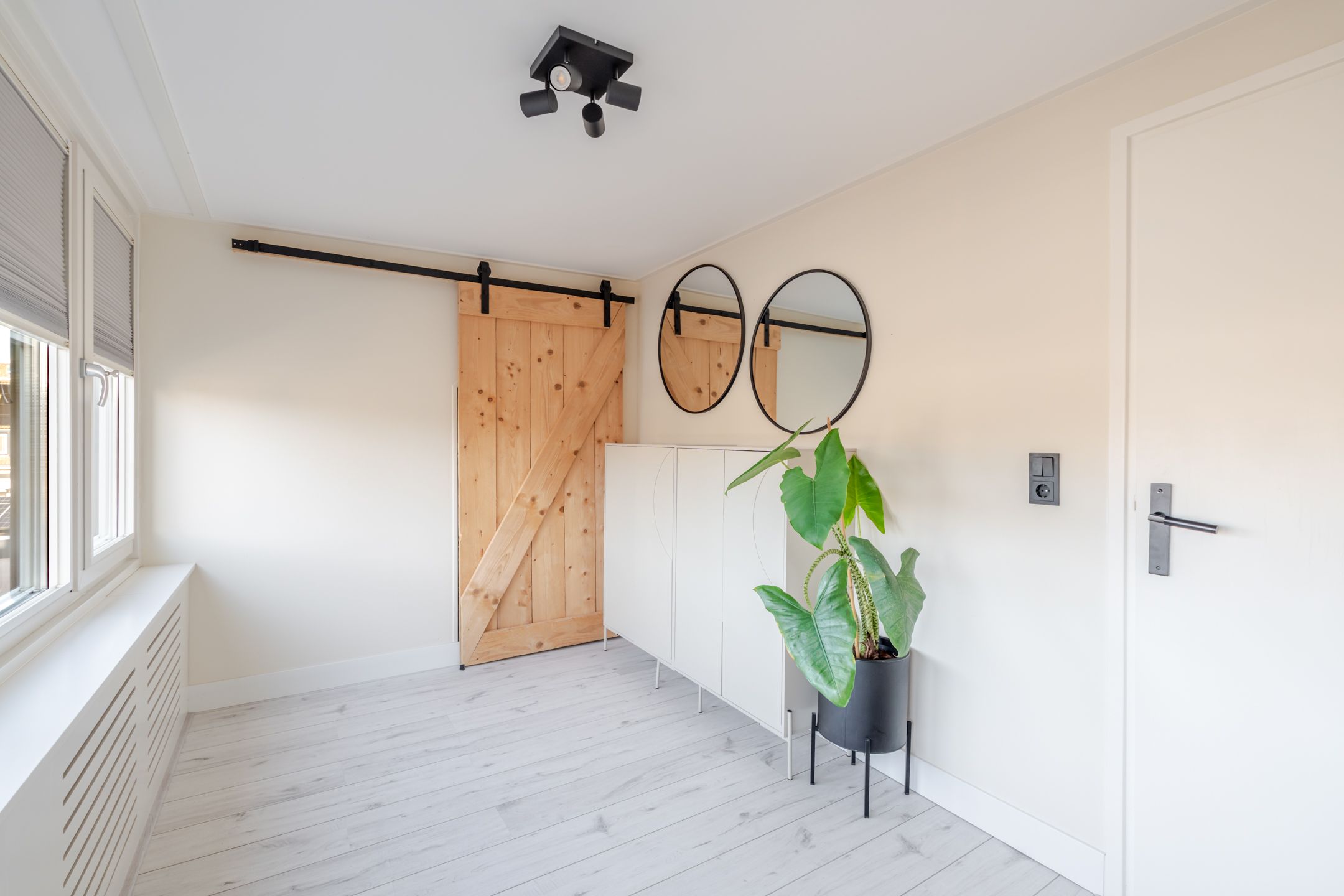 Foto 12 van Donkerstraat 17