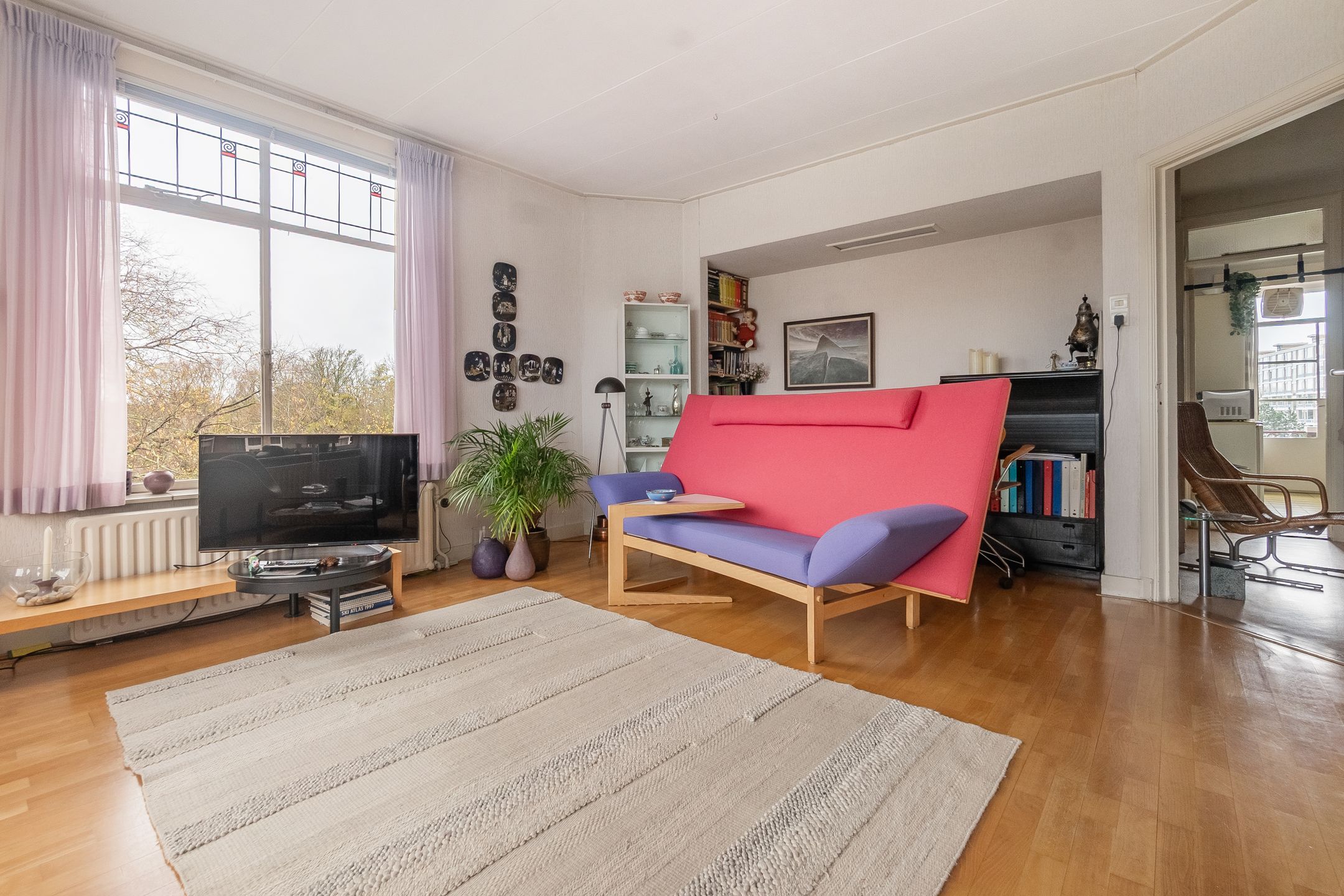 Photo 21 of Larixstraat 53