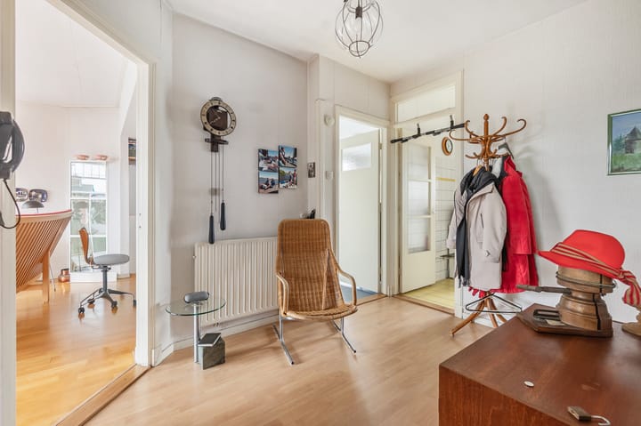 Photo 4 of Larixstraat 53