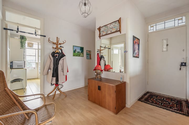 Photo 3 of Larixstraat 53