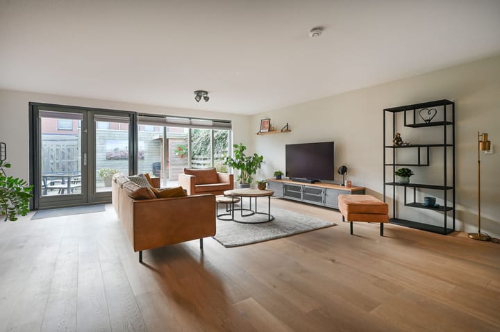 Foto 2 van Monetstraat 10