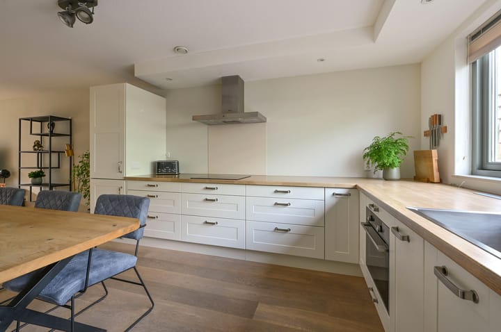 Foto 12 van Monetstraat 10