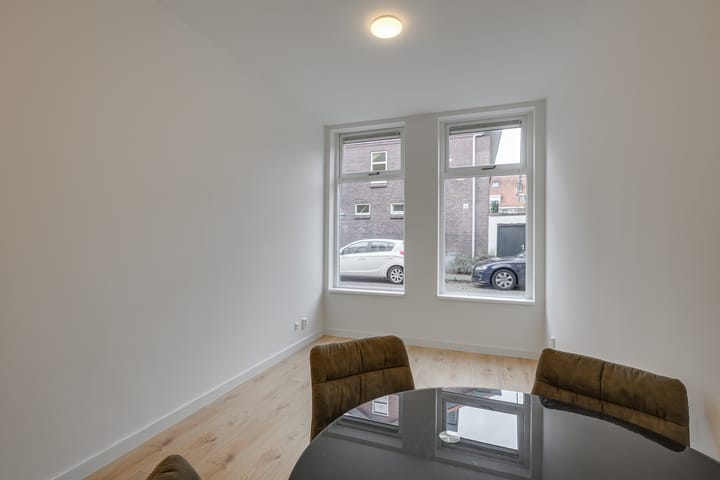 Photo 9 of Vendelstraat 1