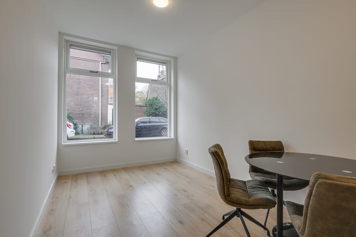 Photo 8 of Vendelstraat 1