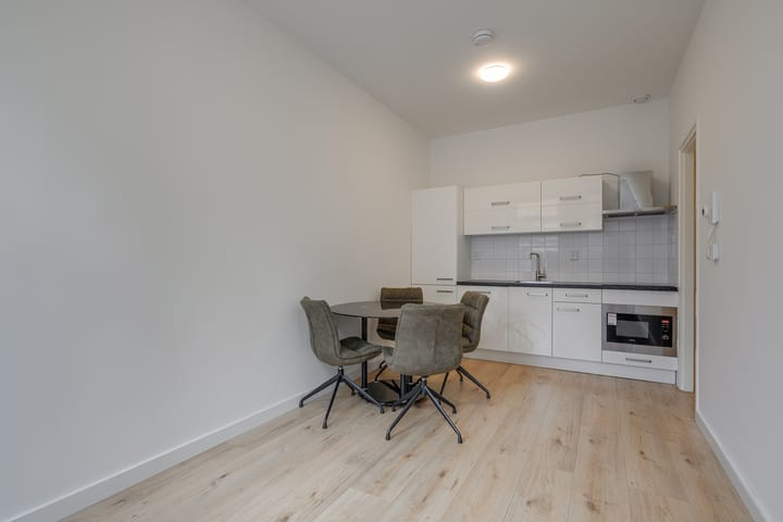 Photo 10 of Vendelstraat 1