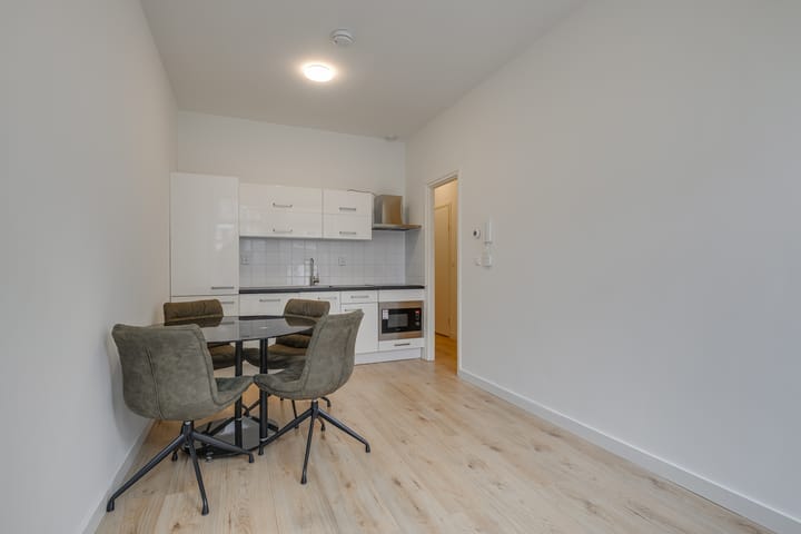 Photo 11 of Vendelstraat 1