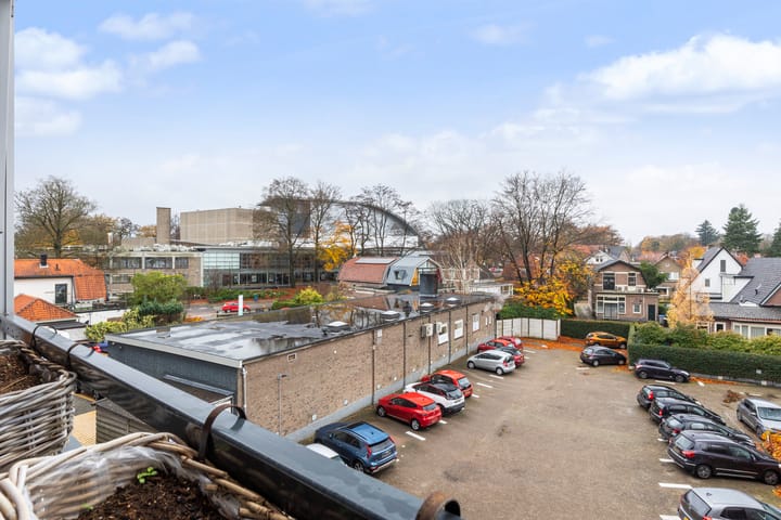 Photo 13 of Loolaan 27-21