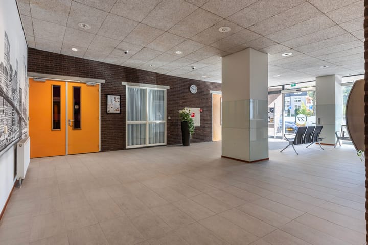 Photo 19 of Loolaan 27-21