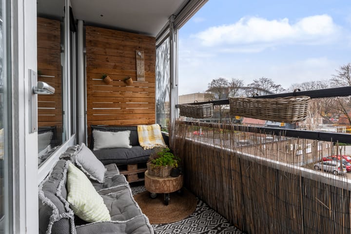 Photo 4 of Loolaan 27-21