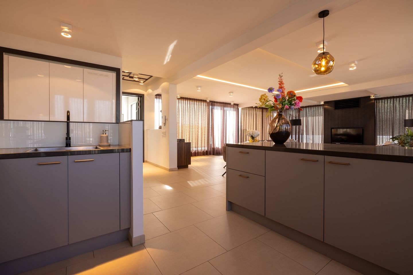 Foto 10 van Calandstraat 25-L