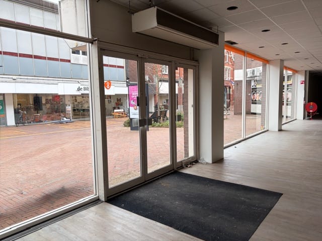 View photo 2 of Kerkstraat 16