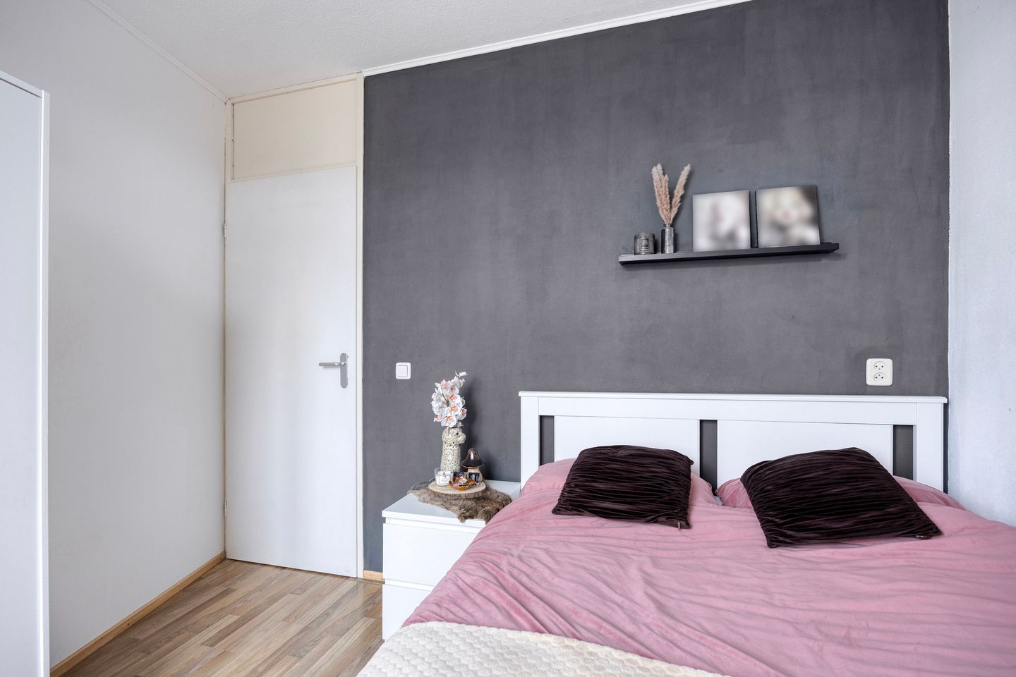 Photo 20 of Penningkruid 44