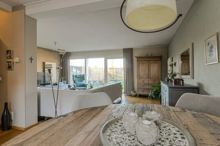 Photo 21 of Orion 28