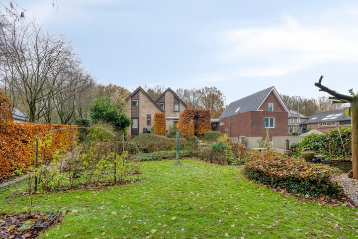 Photo 35 of Bovensteweg 41