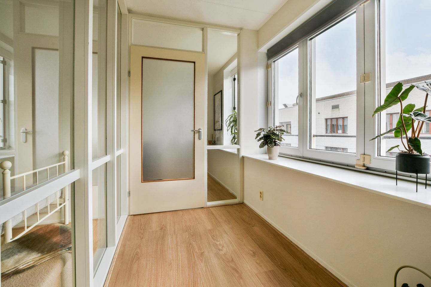 Foto 14 van Johan van der Keukenstraat 18