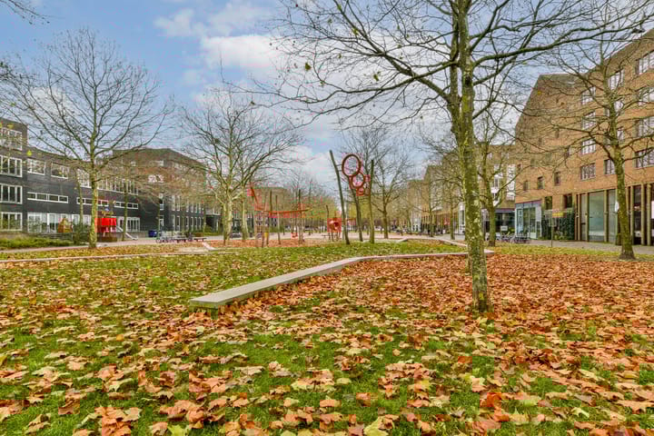 Foto 25 van Johan van der Keukenstraat 18