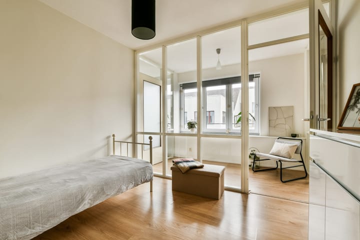 Foto 19 van Johan van der Keukenstraat 18