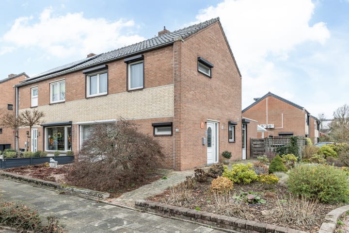 Photo 1 of Frans Halsstraat 23