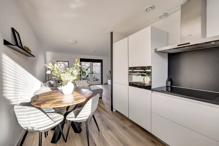 Photo 3 of Rumbastraat 112