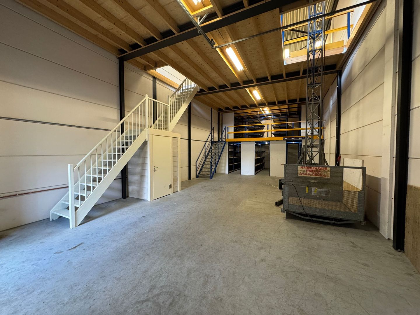 Bekijk foto 2 van Kievitsven 64-E