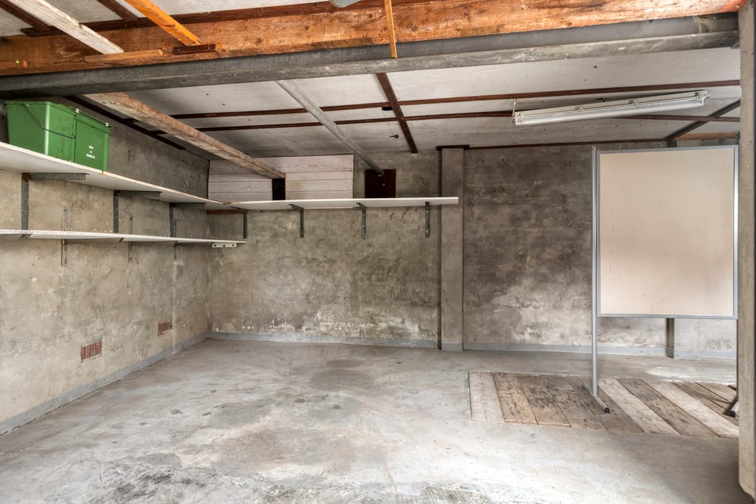 Photo 13 of Van den Houtstraat 12