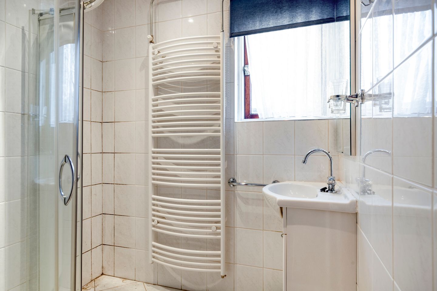 Photo 20 of Van den Houtstraat 12